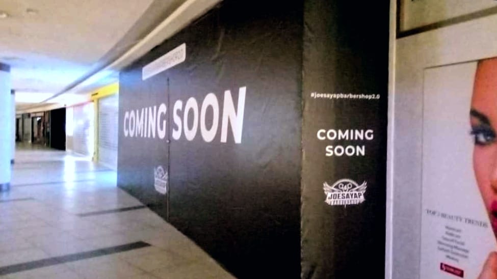 Indoor Mall Hoarding Board for Barber Shop